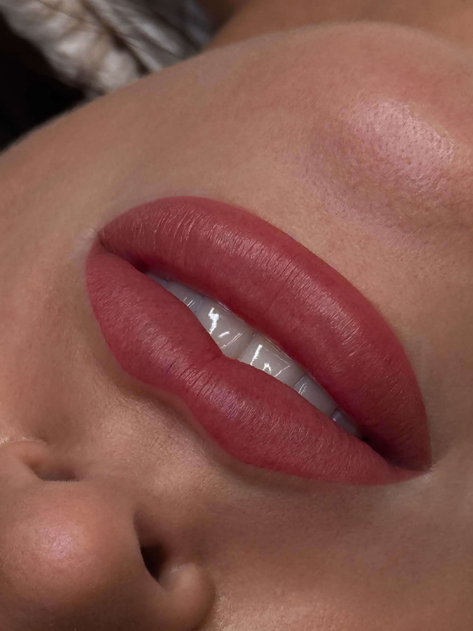 Lip Blush at Anastasia Danitoiu Beauty